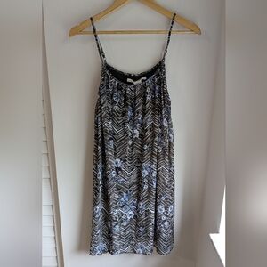 American Rag Cie Black White And Blue Rose Patterned Sleeveless Straps Dress